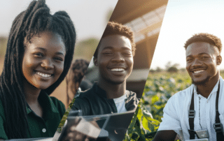 Sourires de jeunes ensoleillés dans la nature